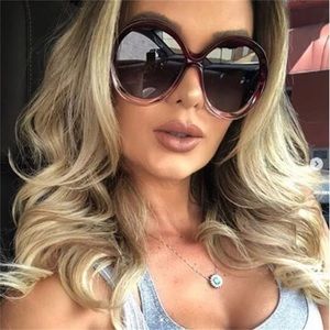 Round frame sunglasses